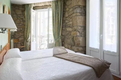 Pensión Nuevas Artes, casa rural en Donostia