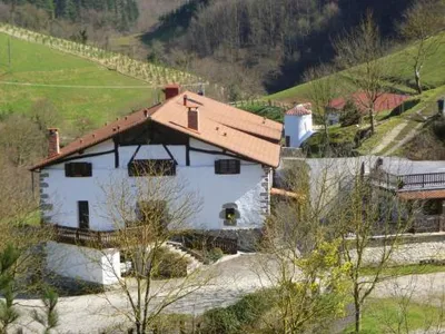 Lazkaoetxe, casa rural en Zaldibia