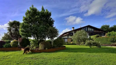 Maddiola Apartamentos, casa rural en Orio