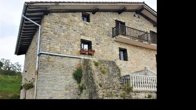 Casa Rural Arraspine, casa rural en Astigarraga