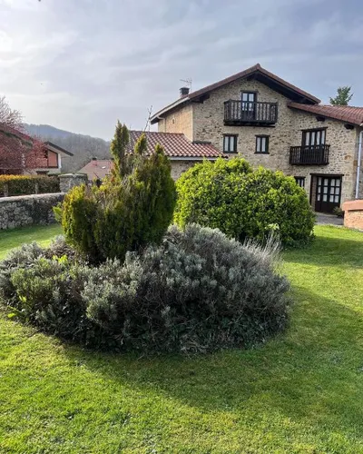Agroturismo Gorbeabide, casa rural en Zuia