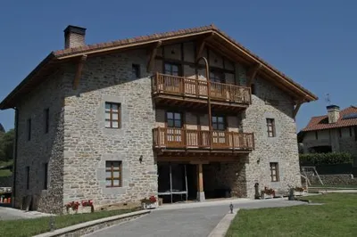 Mendiko Baserria, casa rural en Amurrio