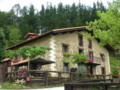 Agroturismo Iturbe, casa rural en Busturia