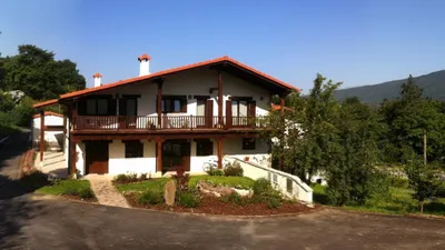 Casa Rural Otxoenea - Irun, casa rural en Irun