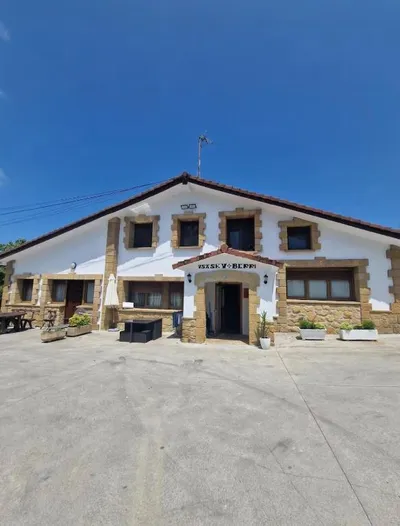 Apartamentos Rurales Usasku, casa rural en Usurbil