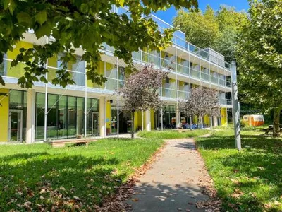 Uba Hostel, casa rural en Donostia