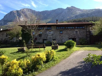 Olazabal Azpikoa, casa rural en Atxondo